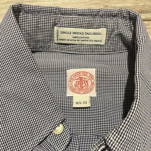 J Press men’s button down. Made in the USA. 16.5/33 dress shirt